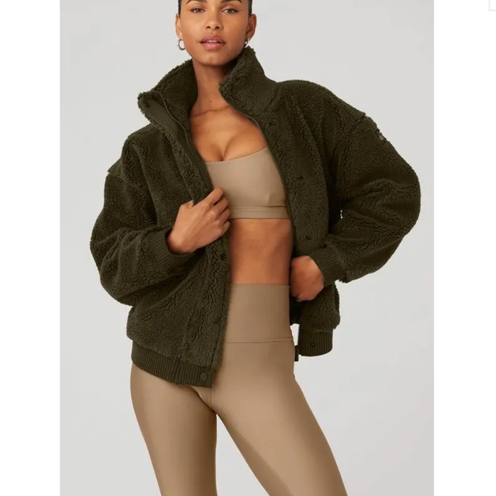 ALO Yoga Dark Green Teddy Sherpa olive Jacket